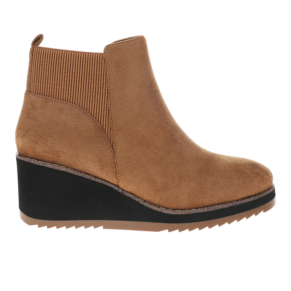 Apple Sauced Side Zip Wedge Round Toe Pull On Boots