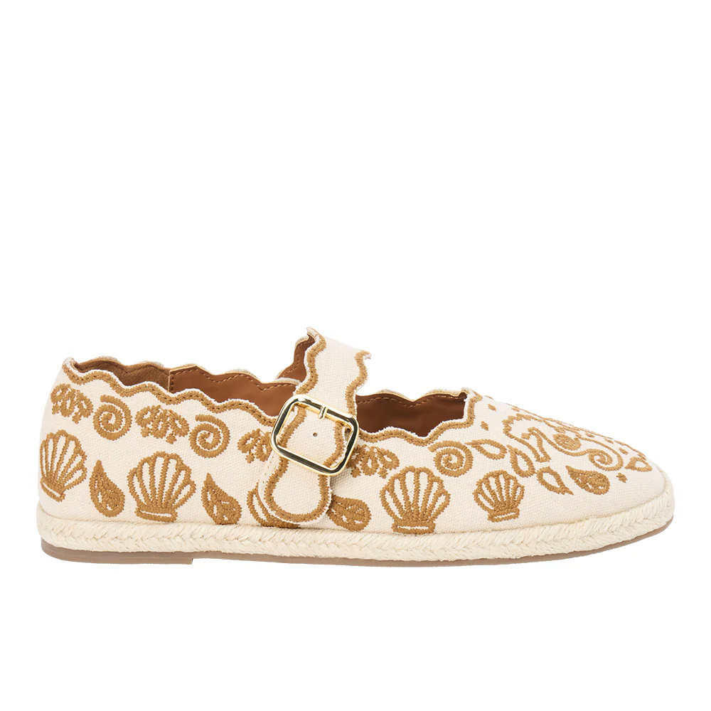 Ariana Mary Jane Flats