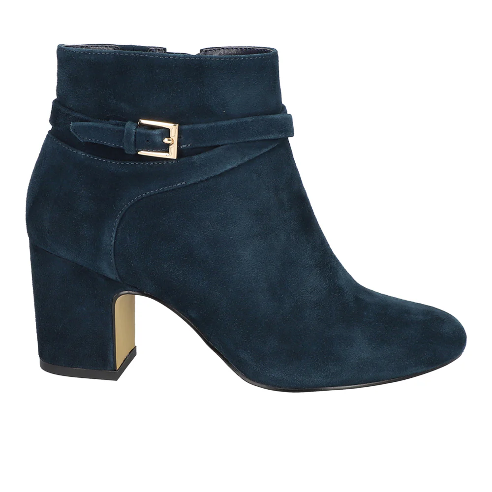 Arlette Round Toe Zippered Booties