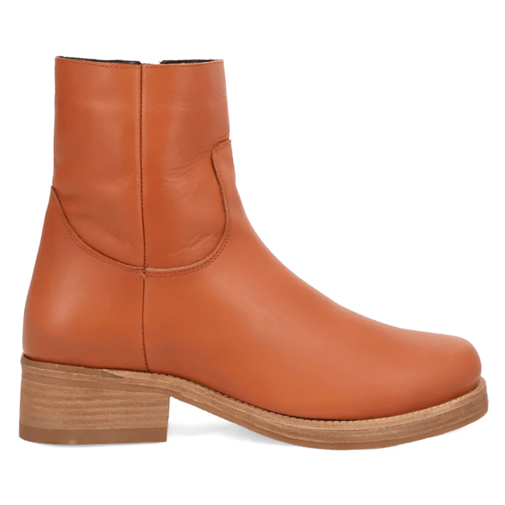 Banner Round Toe Pull On Booties