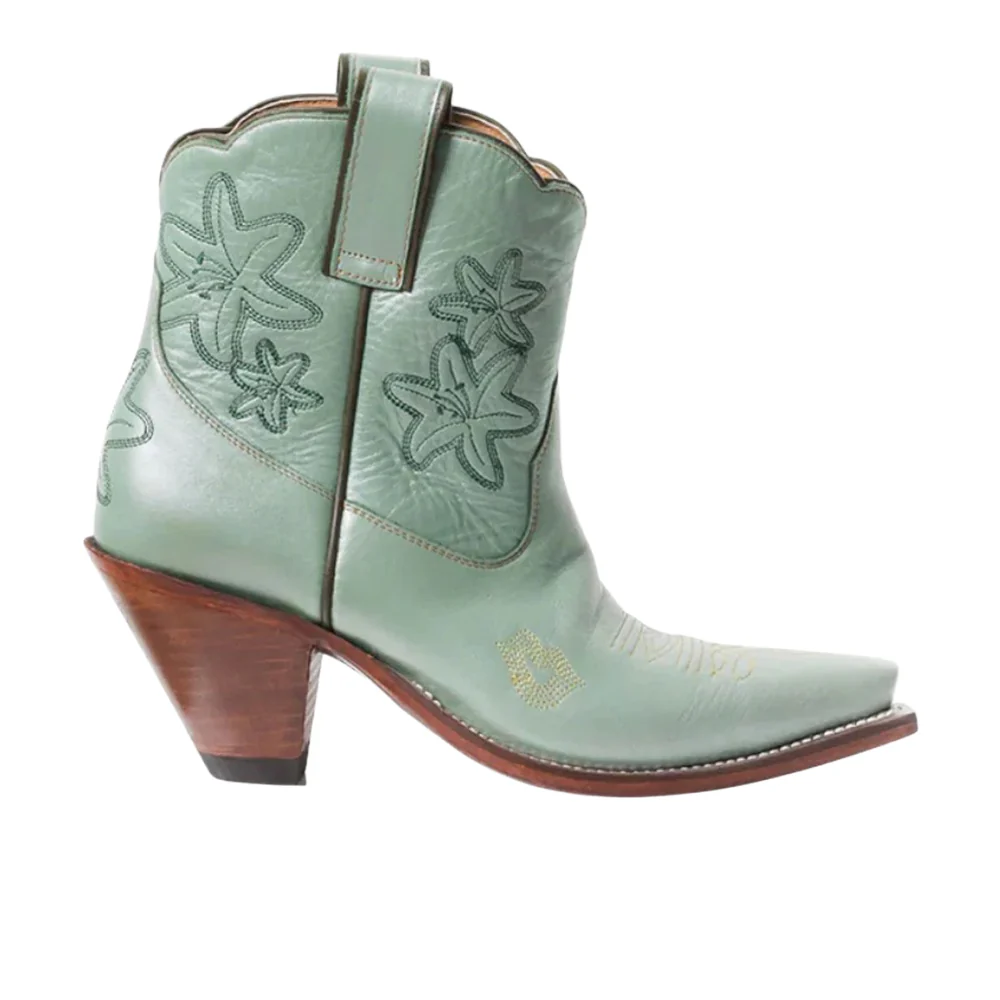 Bliss Embroidered Snip Toe Pull On Cowboy Booties