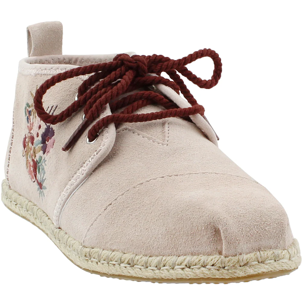 Bota Embroidery Booties - Image 2