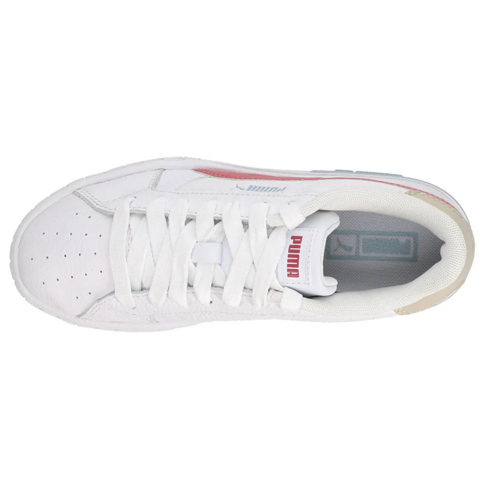 Cali Star Lace Up Sneakers - Image 4