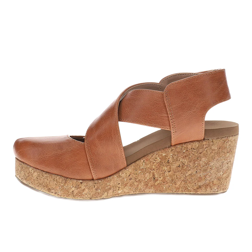 Case Closed Wedge Sandals - Image 3