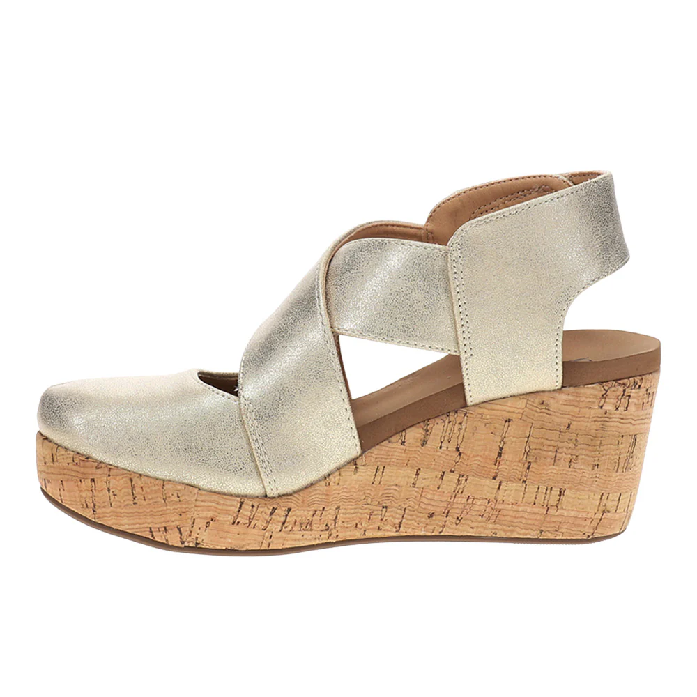 Case Closed Wedge Sandals - Image 3
