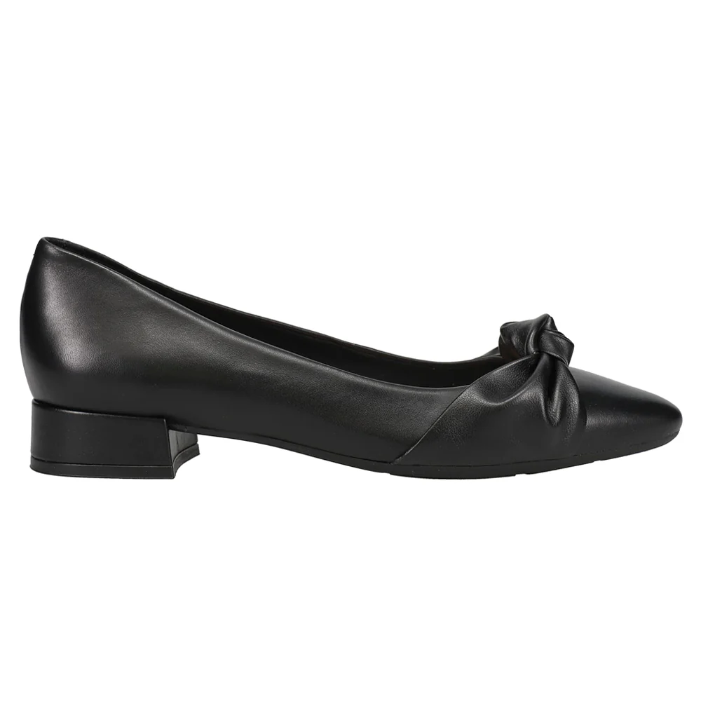 Caster Pointed Toe Block Heel Pumps