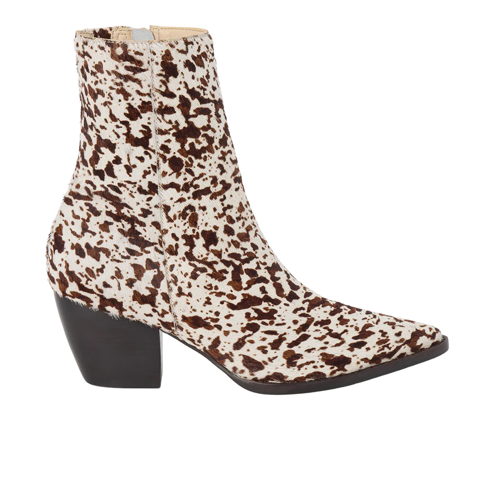 Caty Pointed Toe Zippered Booties