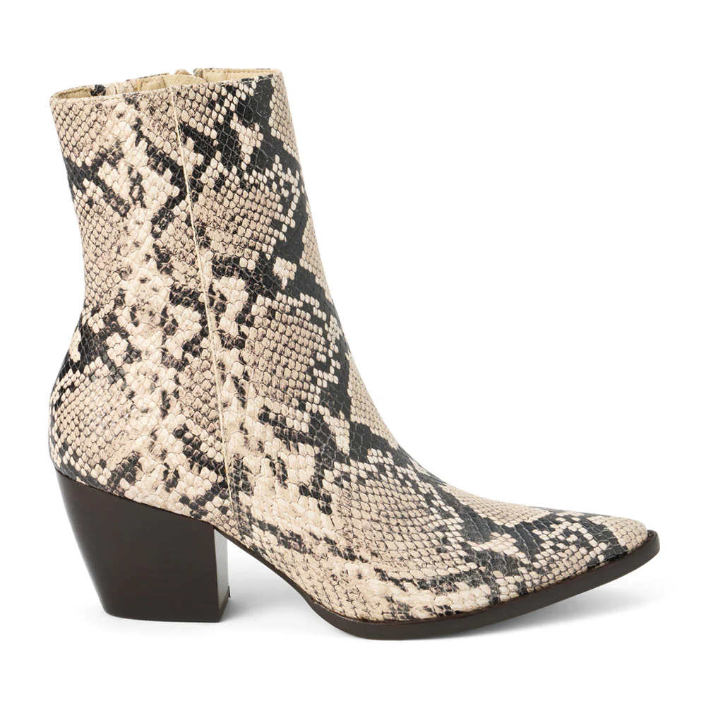 Caty Pointed Toe Zippered Booties