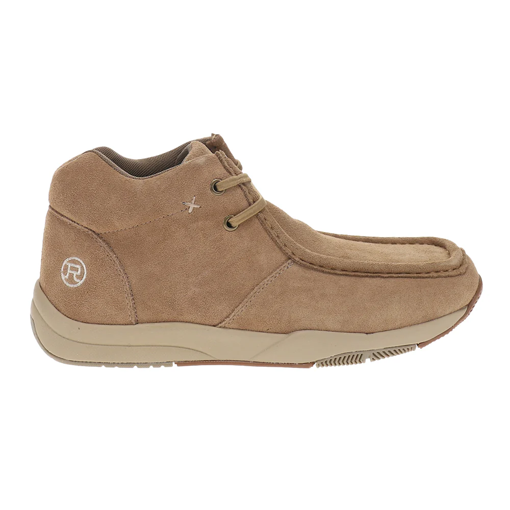 Clearcut Round Toe Chukka Boots