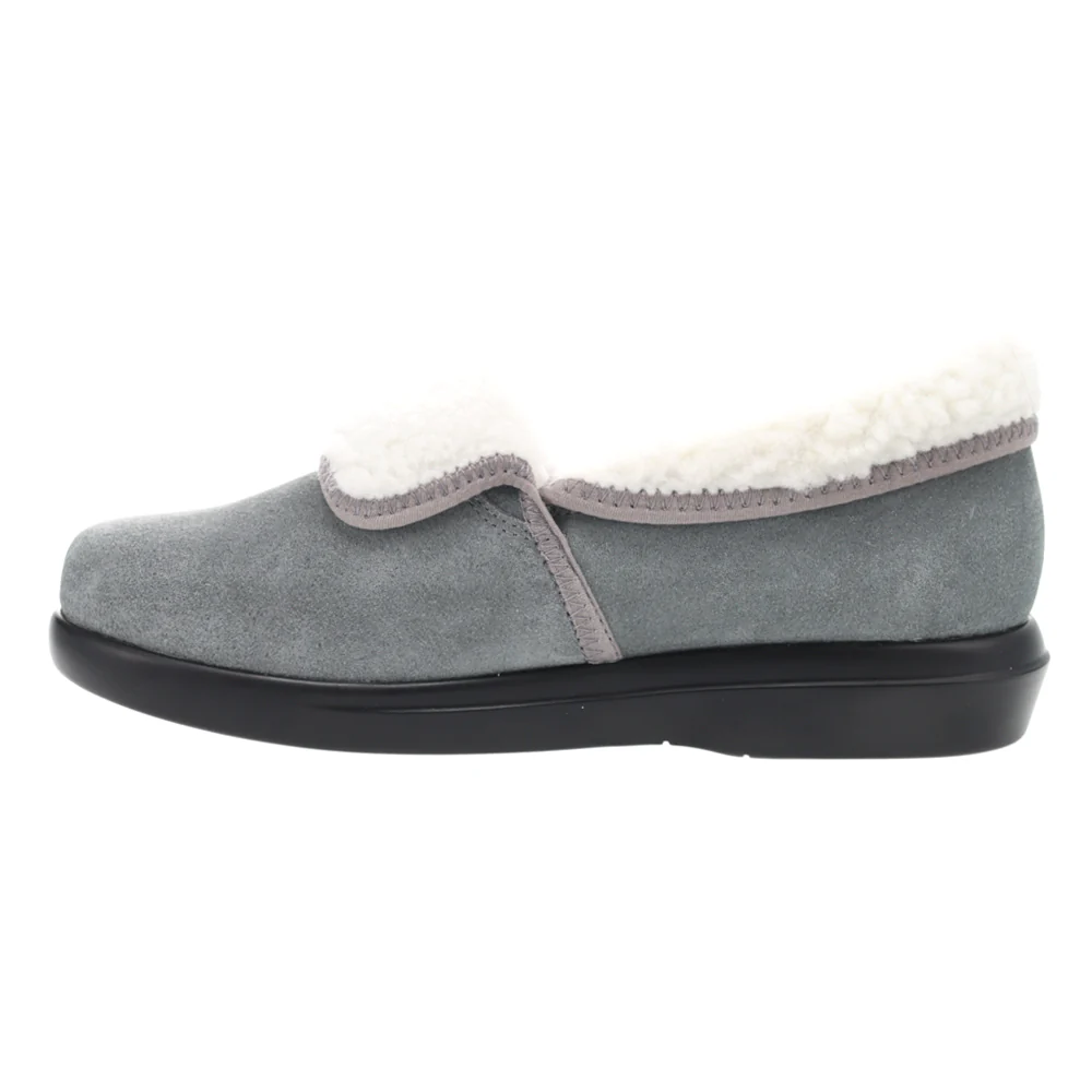 Colbie Slip On Slippers - Image 3