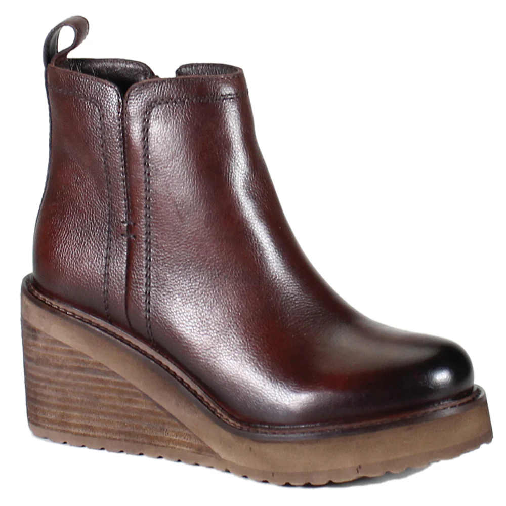 Comet Ride Wedge Round Toe Zippered Boots - Image 2