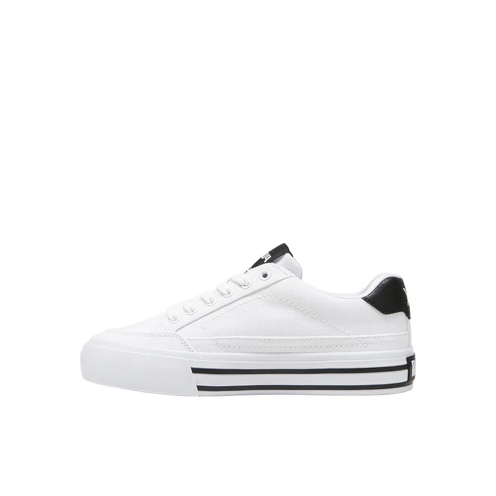 Court Classic Vulcanized Formstrip Lace Up Sneakers (Big Kid) - Image 3