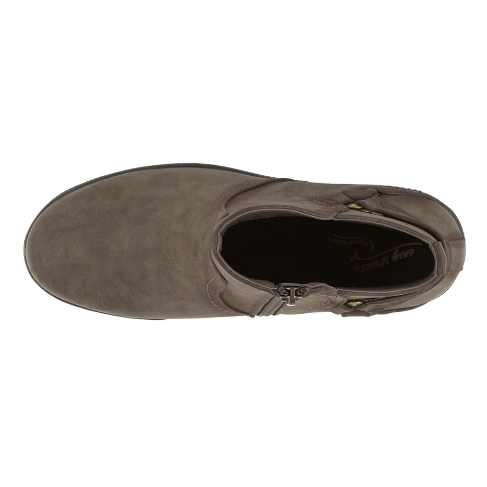 Dawnta Round Toe Zippered Booties - Image 4