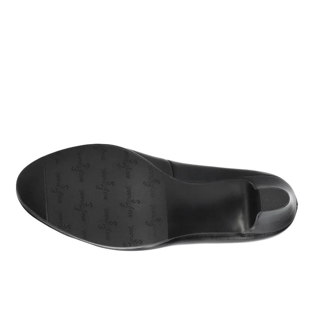 Equinox Round Toe Platform Pumps - Image 5