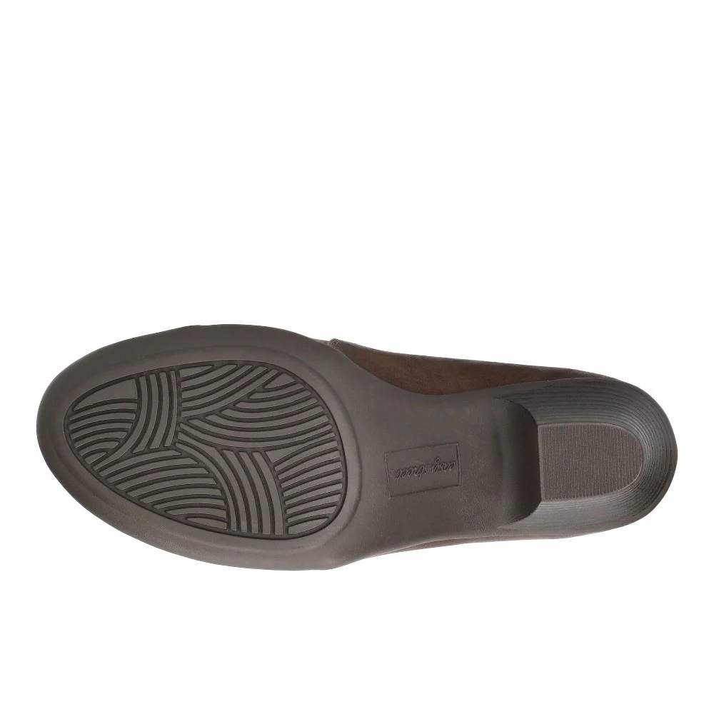 Fondly Round Toe Block Heel Pumps - Image 5