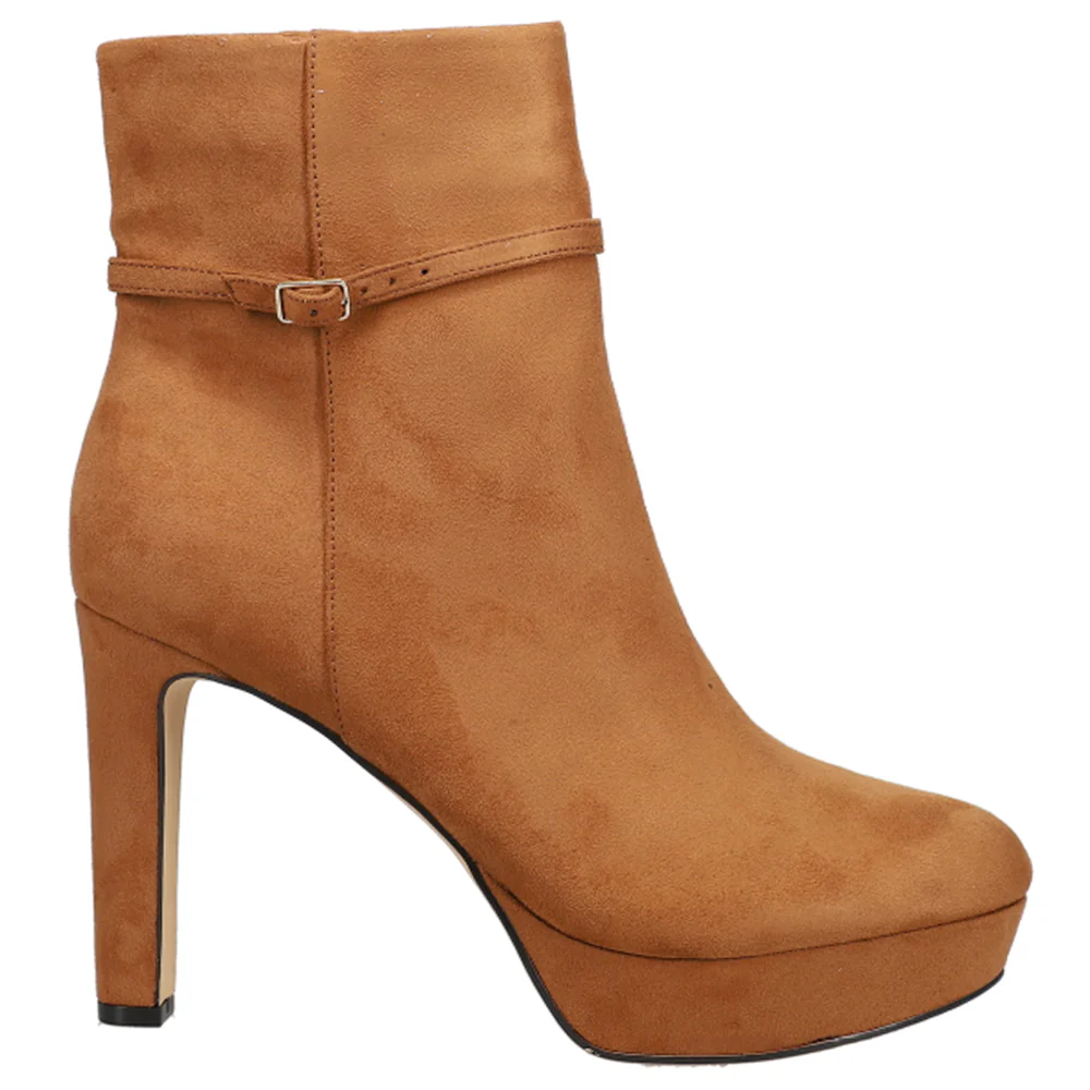 Gripe Round Toe Platform Booties