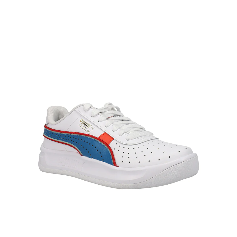 GV Special Go For Sneakers (Big Kid) - Image 2