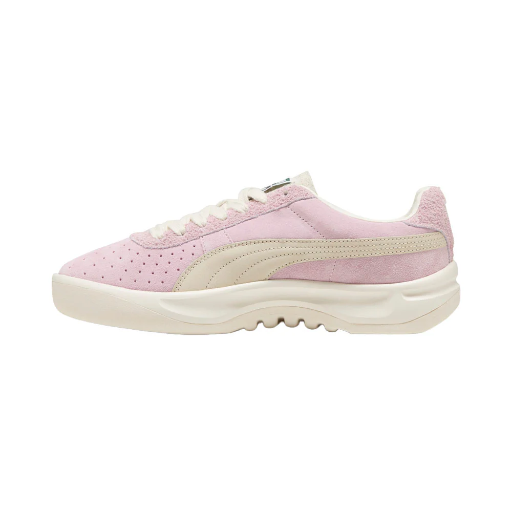 GV Special Suede Lace Up Sneakers - Image 3