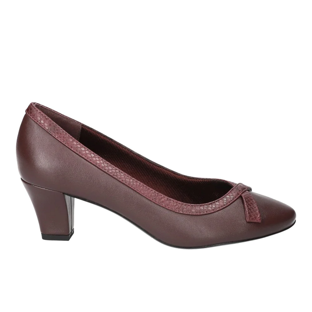 Kata Topline Bow Round Toe Pumps