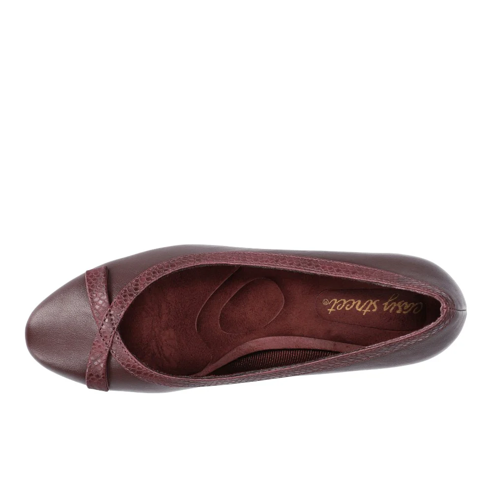 Kata Topline Bow Round Toe Pumps - Image 4