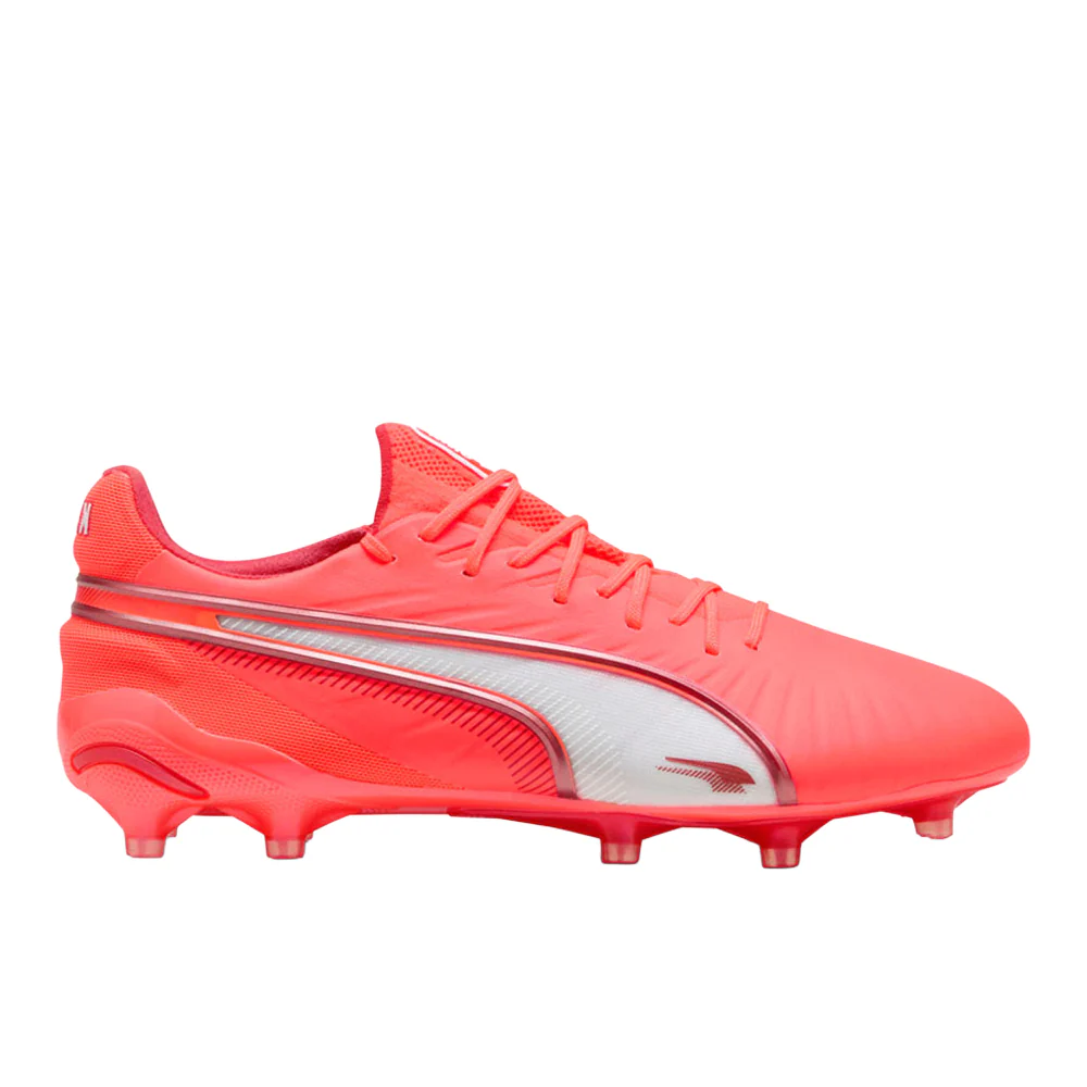 King Ultimate Soccer Cleats