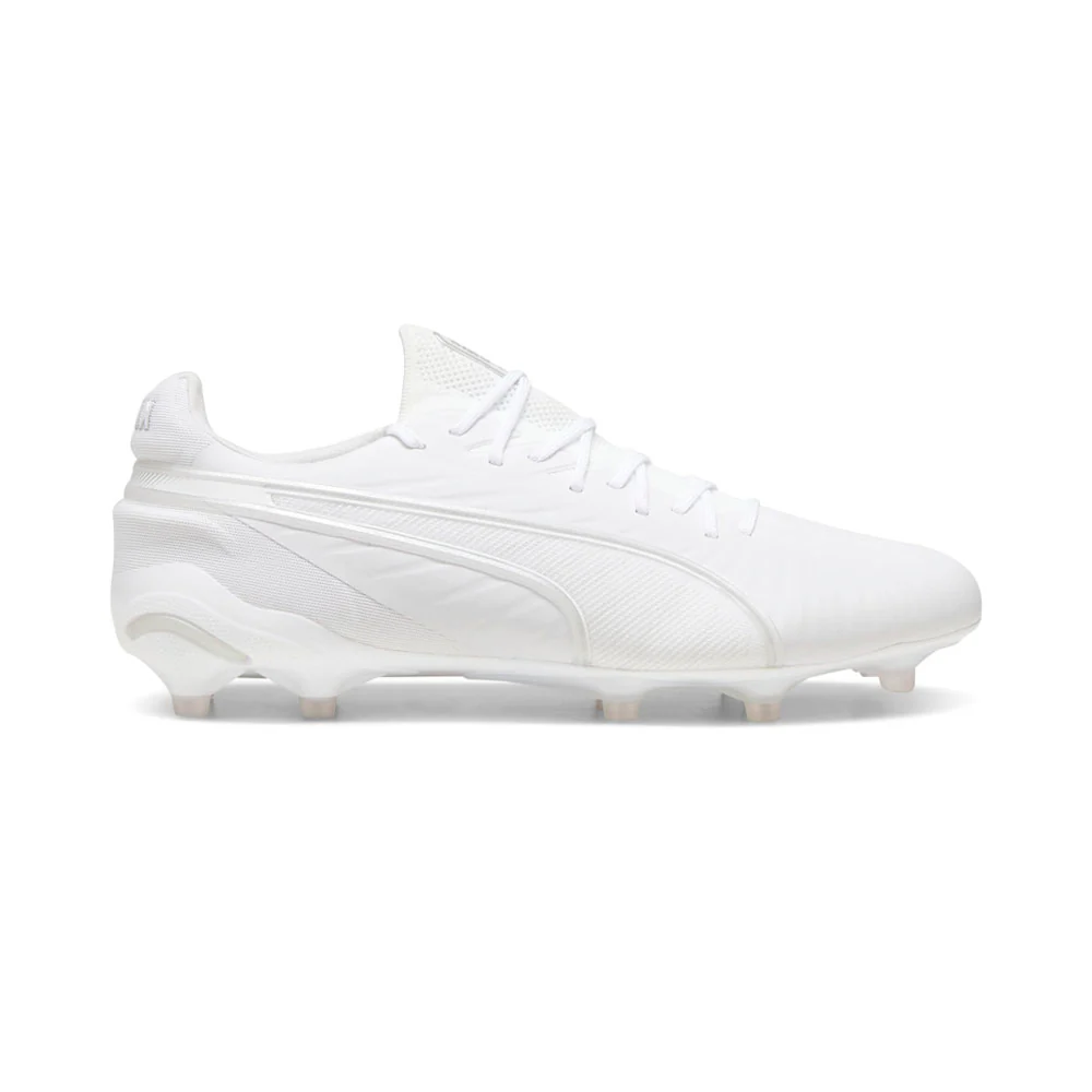 King Ultimate Soccer Cleats