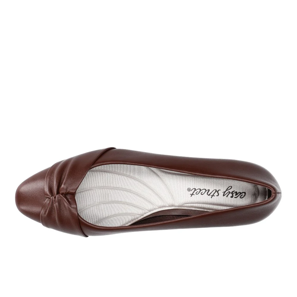 Lyanna Pleated Round Toe Block Heel Pumps - Image 4