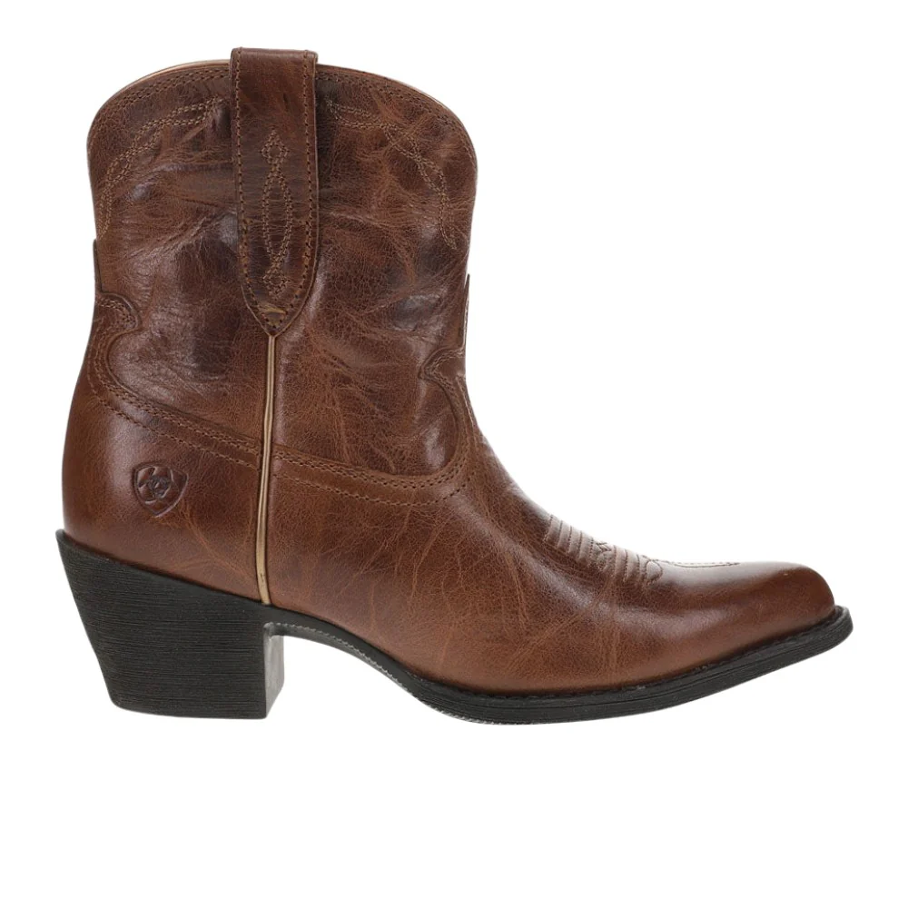 Maggie Embroidered Pointed Toe Pull On Cowboy Booties