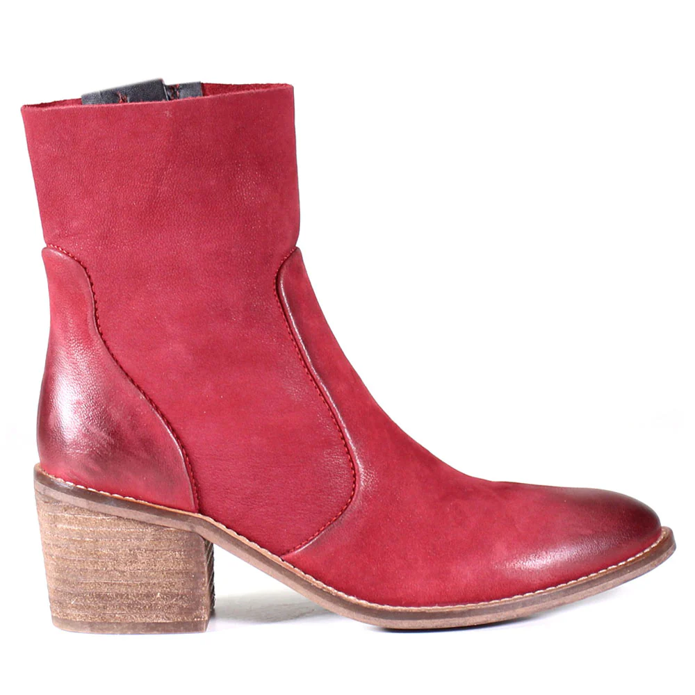 Majestic Round Toe Zippered Boots