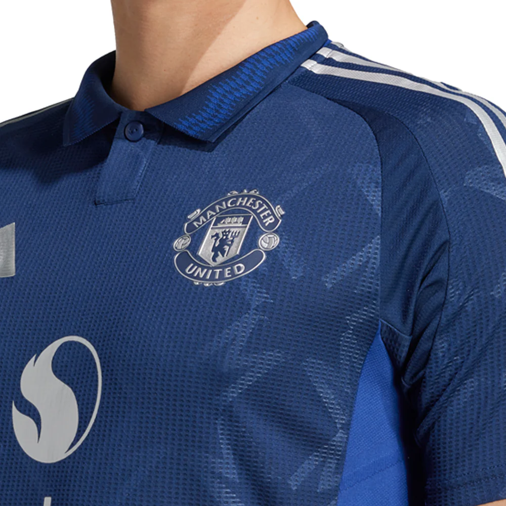 Manchester United 24/25 Away Authentic Jersey - Image 4