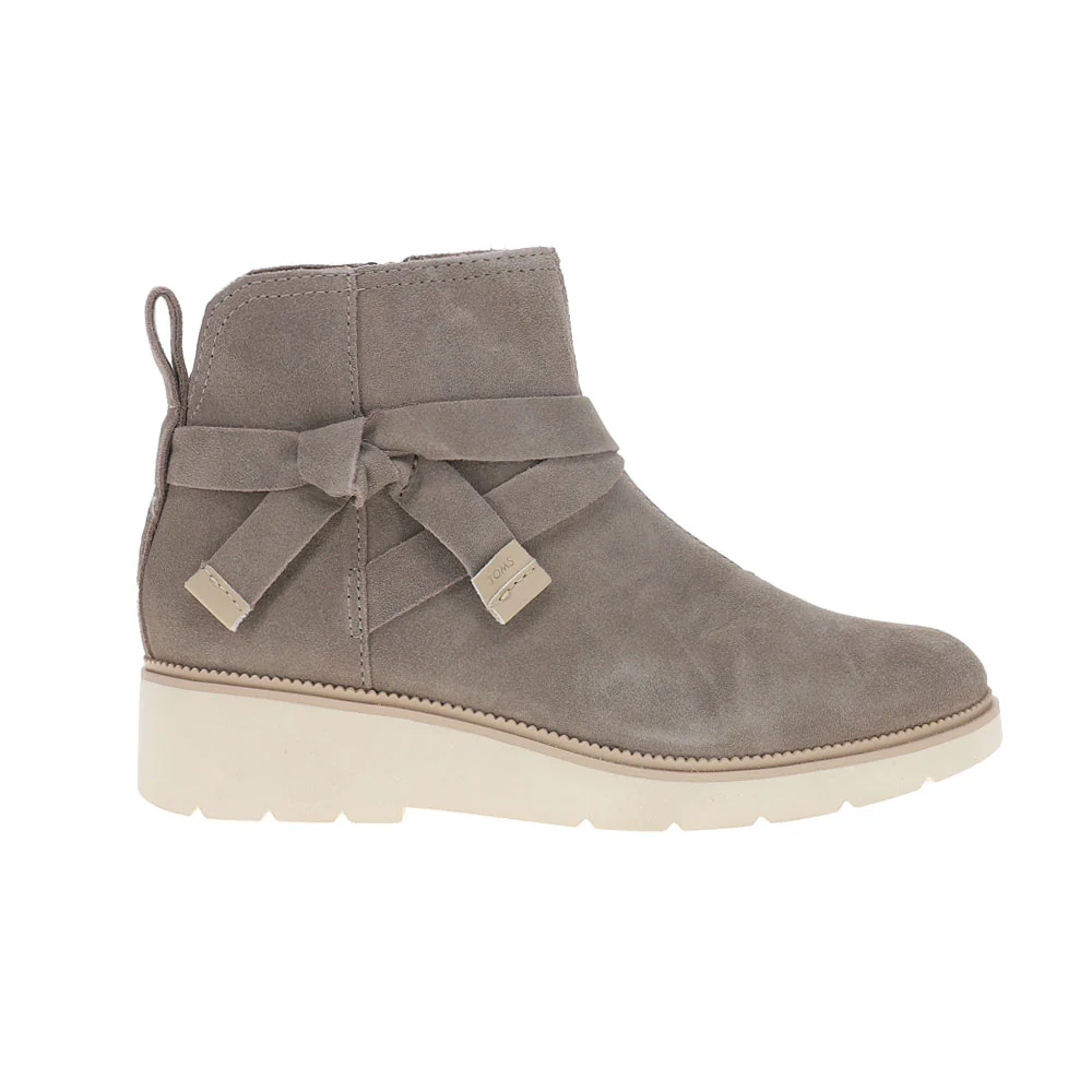 Marlow Round Toe Zippered Boots