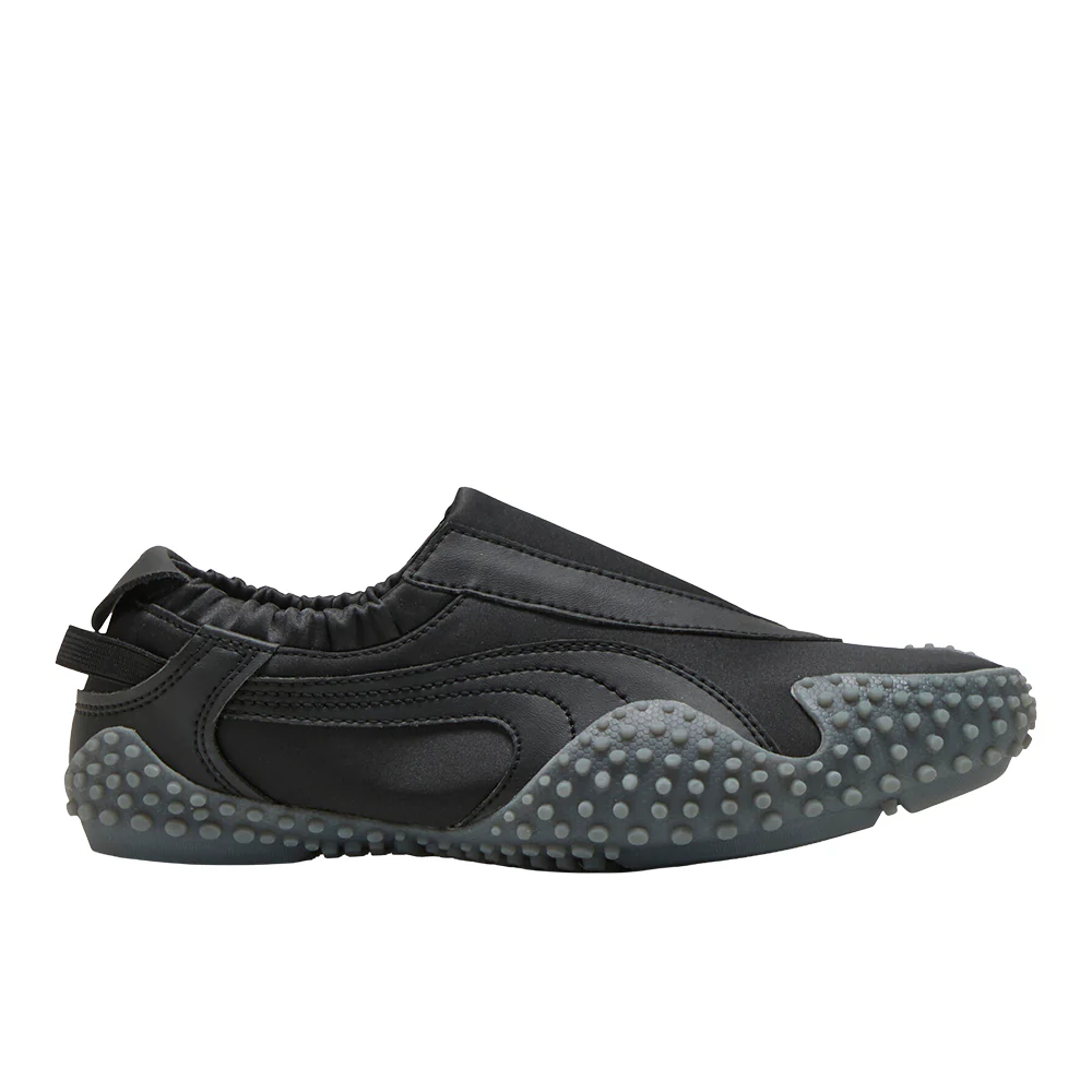Mostro Move Venus Slip On Sneakers