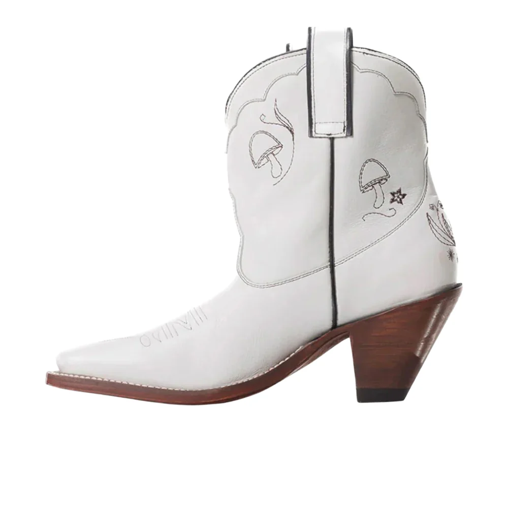 Mystical Embroidered Snip Toe Pull On Cowboy Booties - Image 3