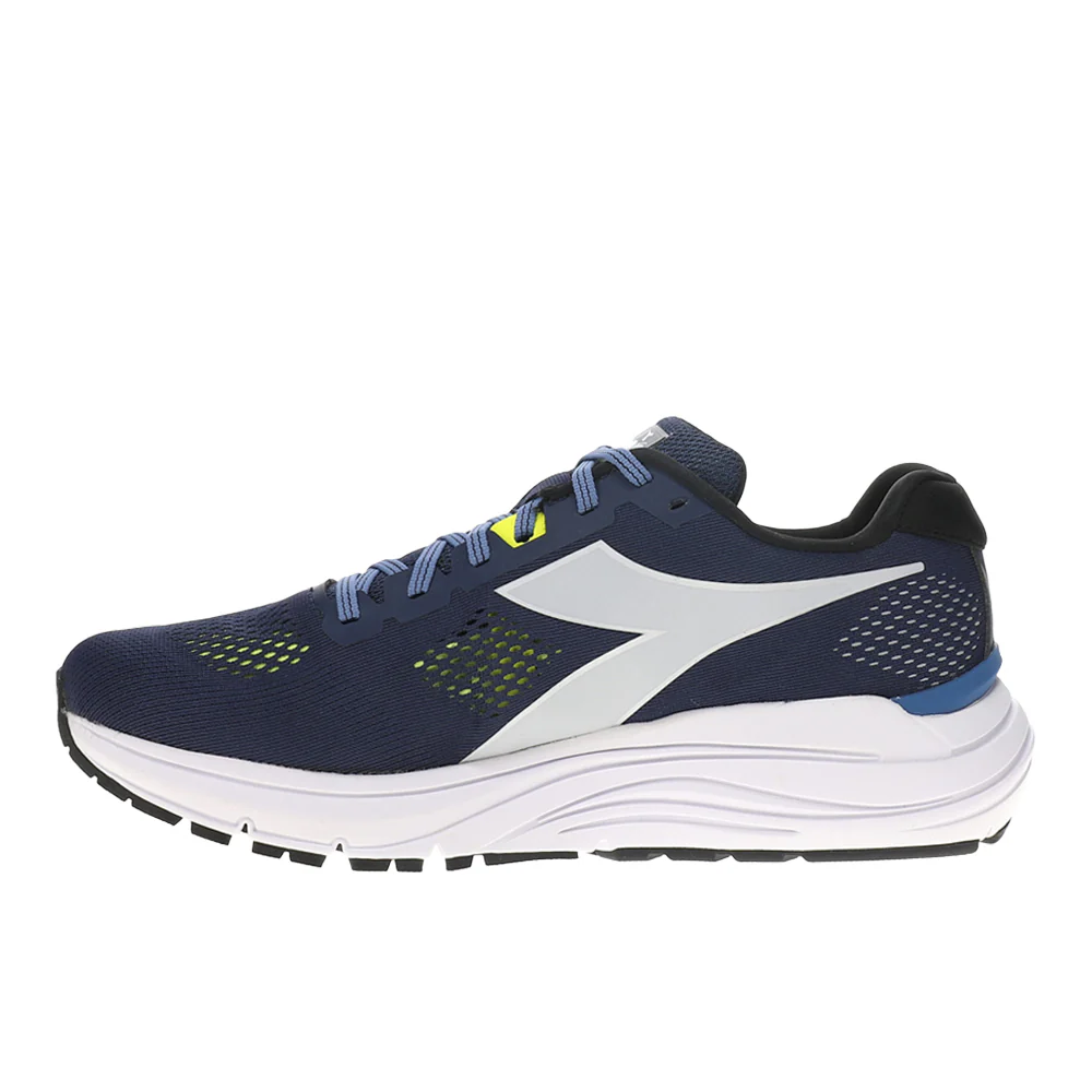 Mythos Blushield 7 Vortice Running Shoes - Image 3