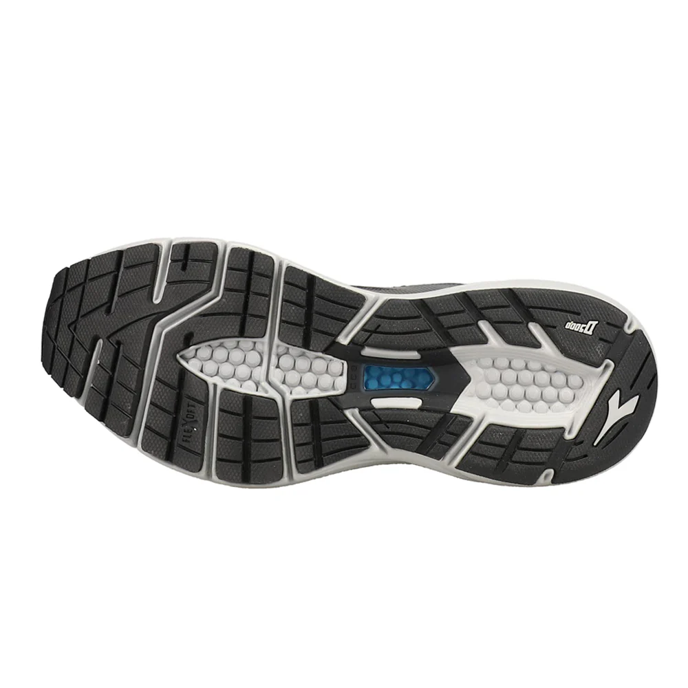 Mythos Blushield Hip 6 Running Shoes - Image 5
