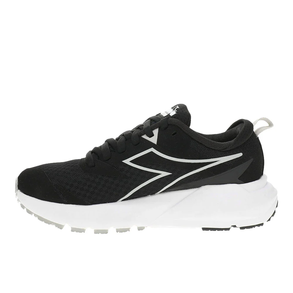 Mythos Blushield Vigore 3 Wide Running Shoes - Image 3