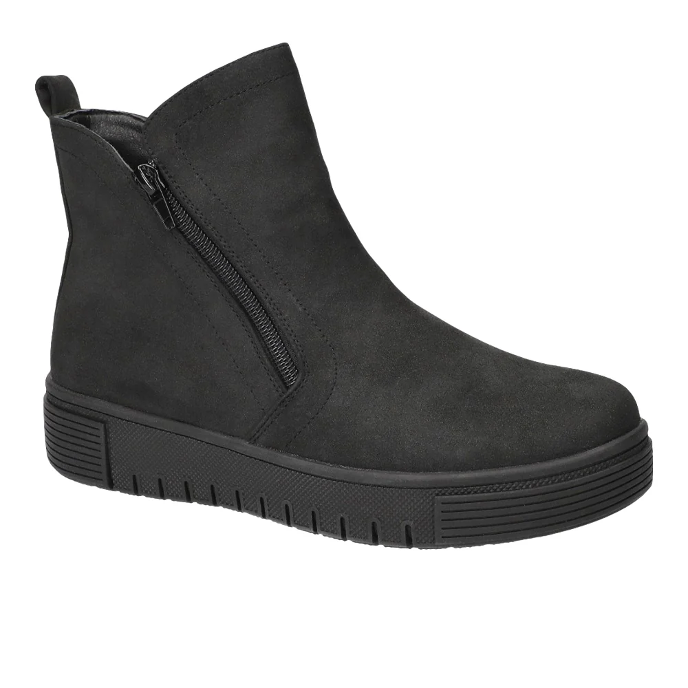 Oaklee Platform Ankle Round Toe Zippered Booties - Image 2
