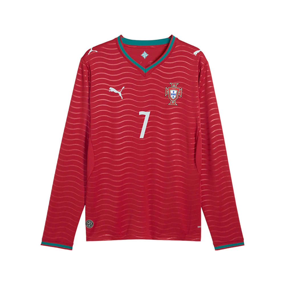 Portugal Crew Neck Long Sleeve Home Player Jersey Replica