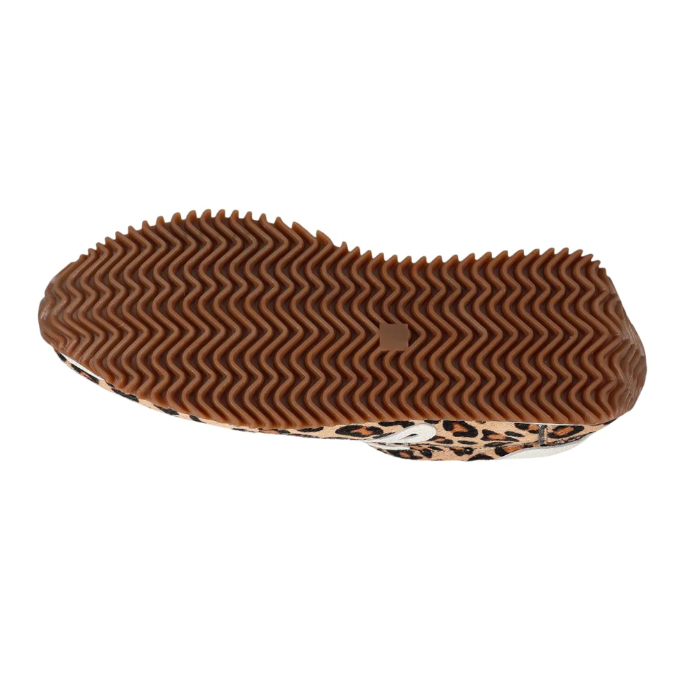 Queen Leopard Lace Up Sneakers - Image 5