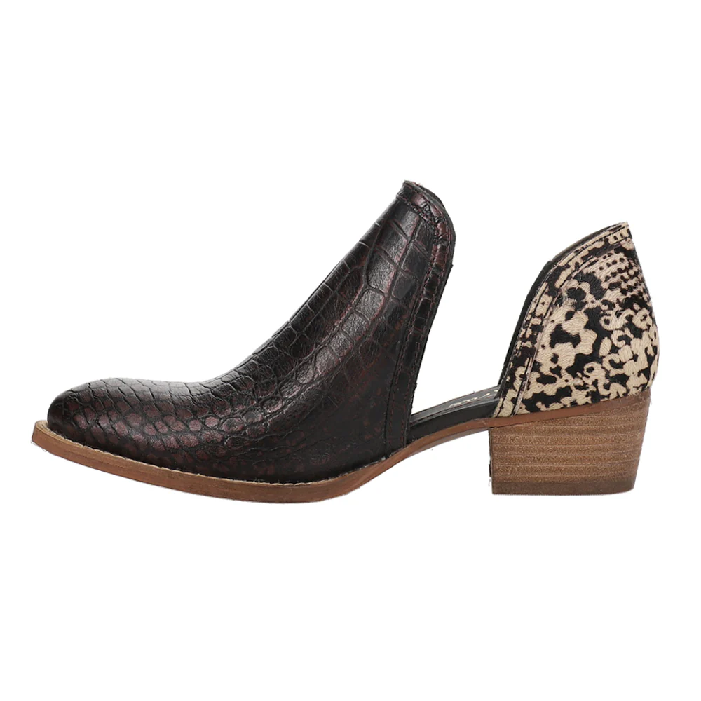 Shy Town Croc Round Toe Pull On Boots - Image 3