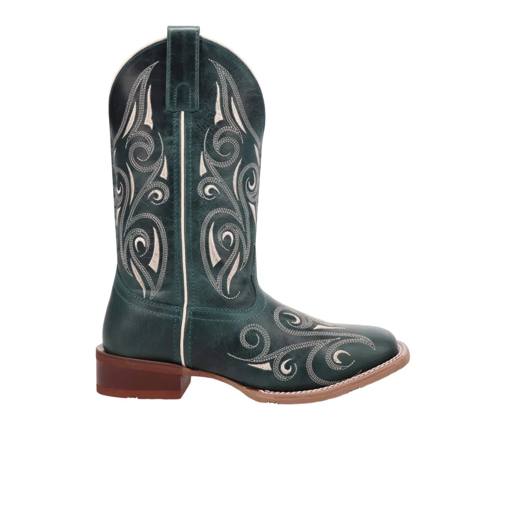 Spurred Square Toe Pull On Cowboy Boots