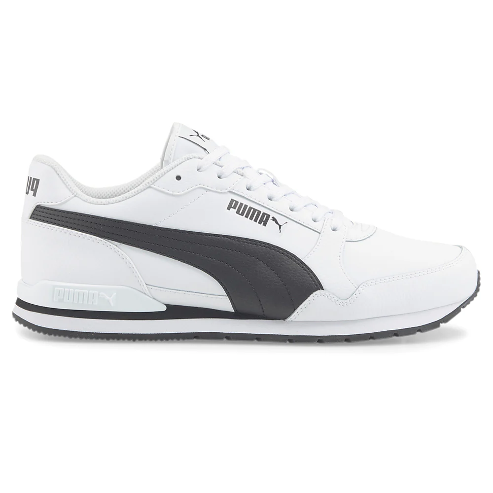 ST Runner V3 Lace Up Sneakers