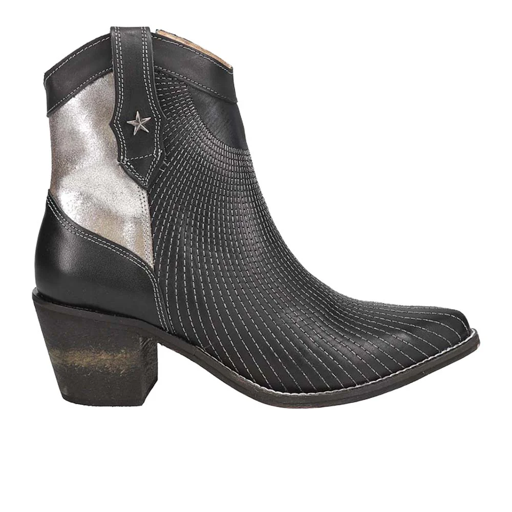Embroidery and Star Zippered Cowboy Booties