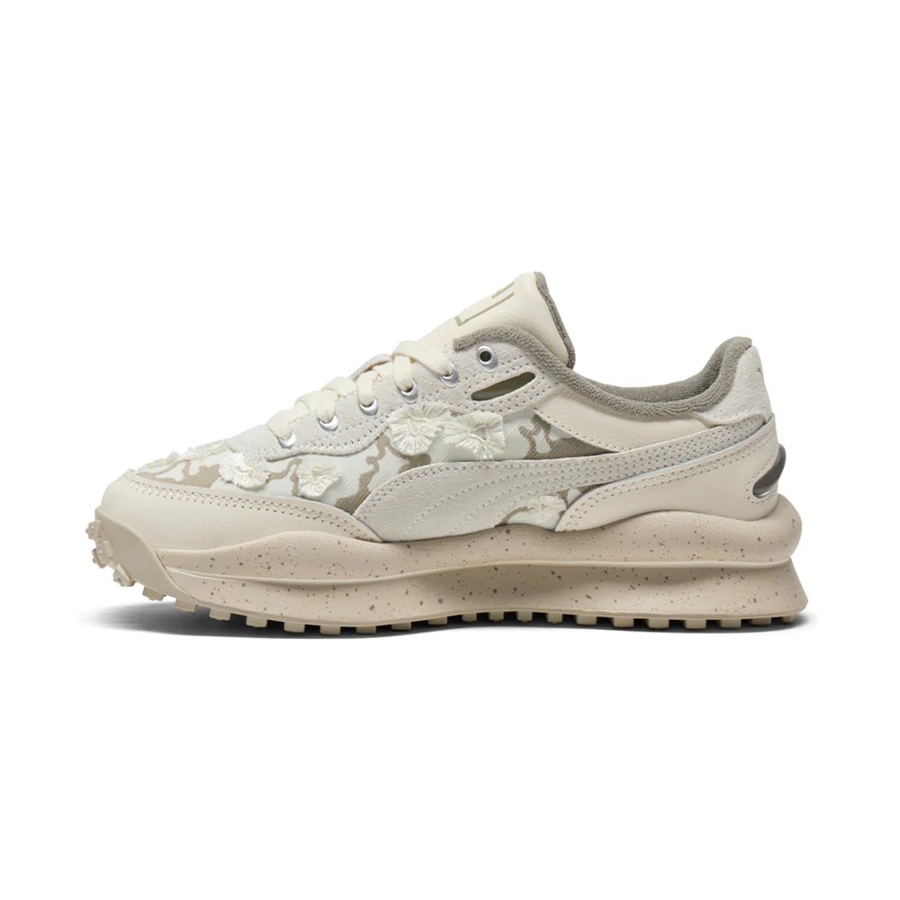 Style Rider Trim Floral Lace Up Sneakers - Image 3