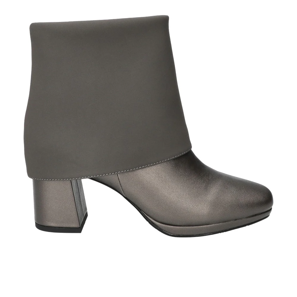Sutton Square Toe Zippered Booties