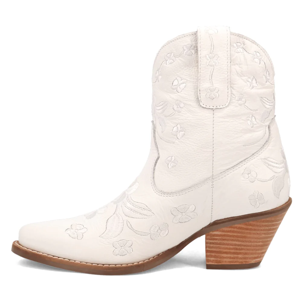Sweetheart Floral Embroidered Snip Toe Pull On Cowboy Booties - Image 3
