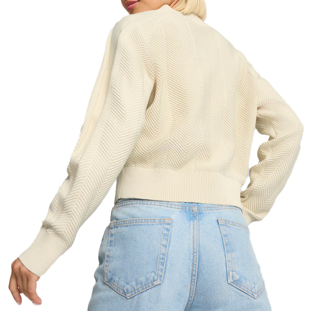 T7 Knitted Logo V-Neck Long Sleeve Sweater - Image 2