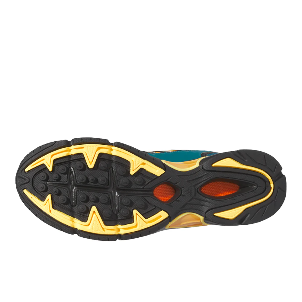 Temper Run 2 Lace Up Sneakers - Image 5