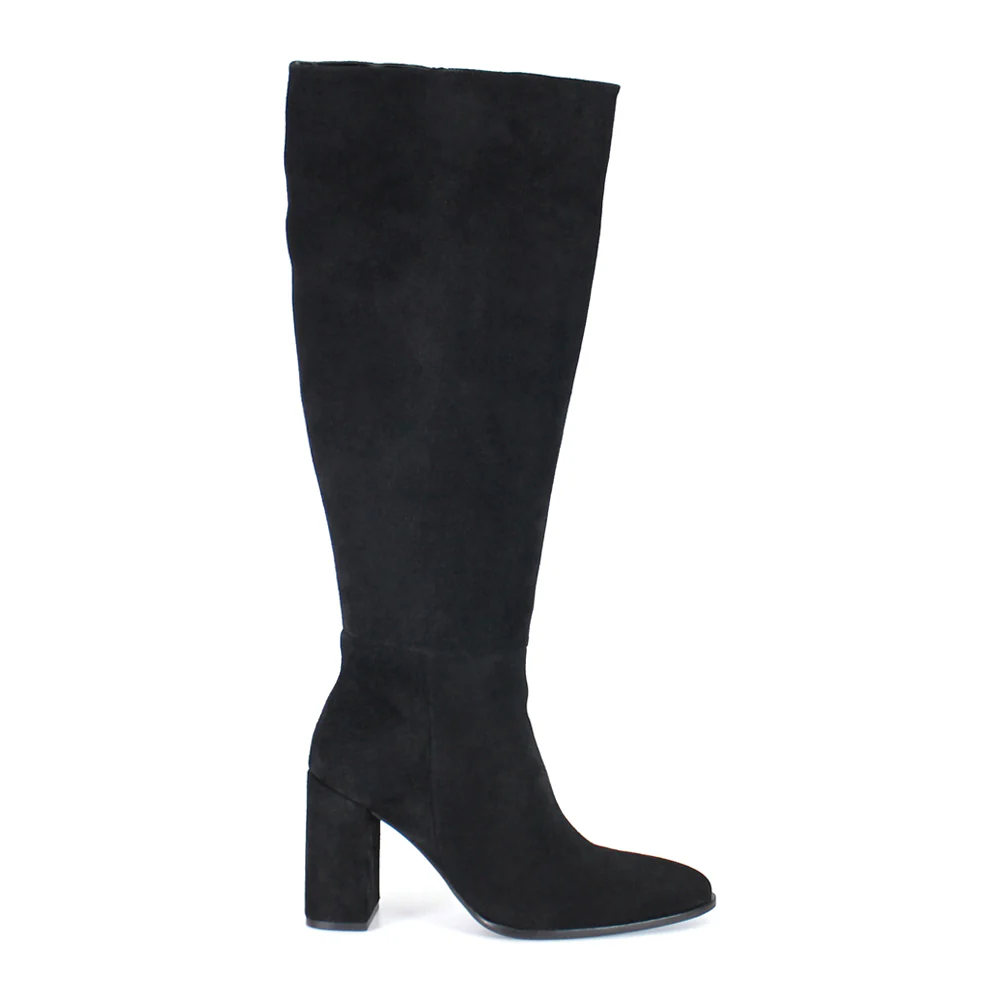 Text Back Pointed Toe Zippered Boots