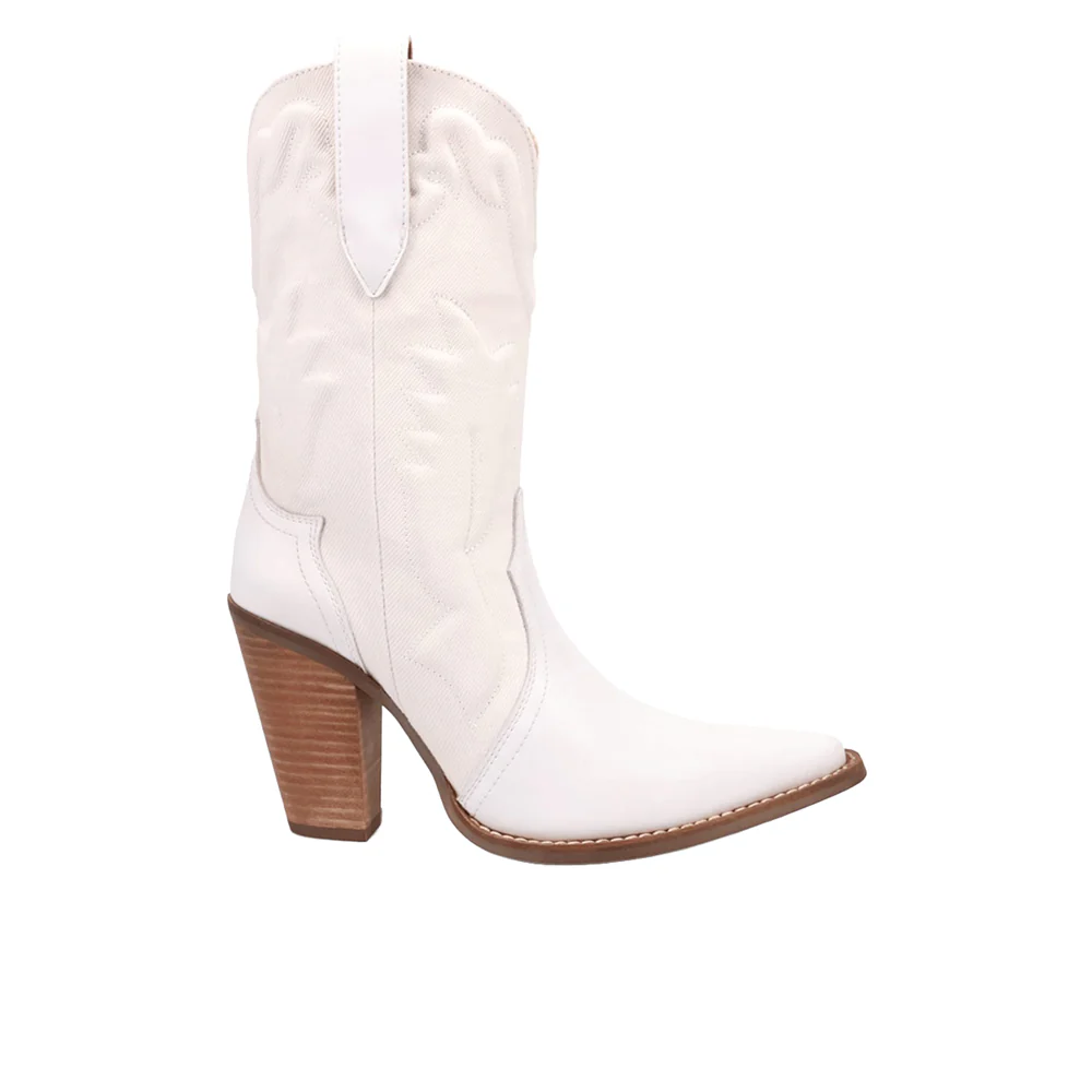 Tipsy Pointed Toe Pull On Boots
